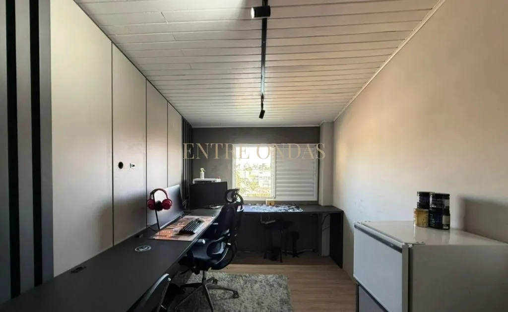 400 m² house with a private pool and a dishwasher — photo 36