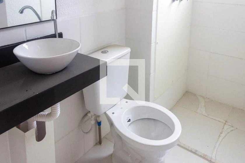 2-bedroom apartment in a building with a gym — photo 18