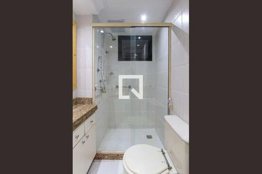 Furnished 85 m² apartment with 2 bedrooms and 2 bathrooms — photo 27