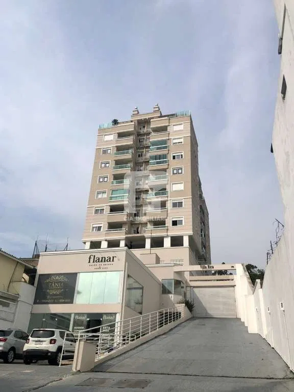 Floor-to-ceiling windows in a 2-bedroom apartment, 87 m² — photo 7