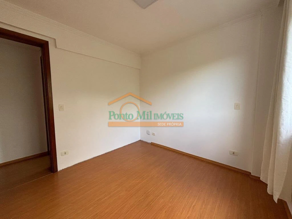 Apartamento com 2 quartos e cozinha separada de 65 m² — photo 7