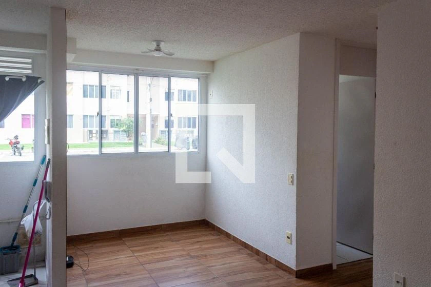 2-bedroom apartment in a building with a gym — photo 44