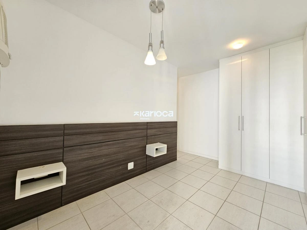 90 m² apartment with 3 bedrooms and built-in wardrobes — photo 15