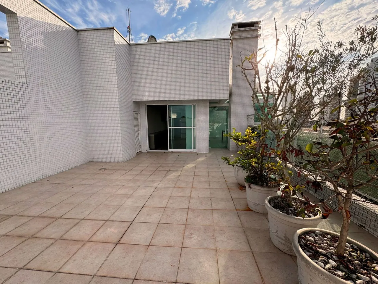Home office in a 3-bedroom apartment, 141 m² — photo 17