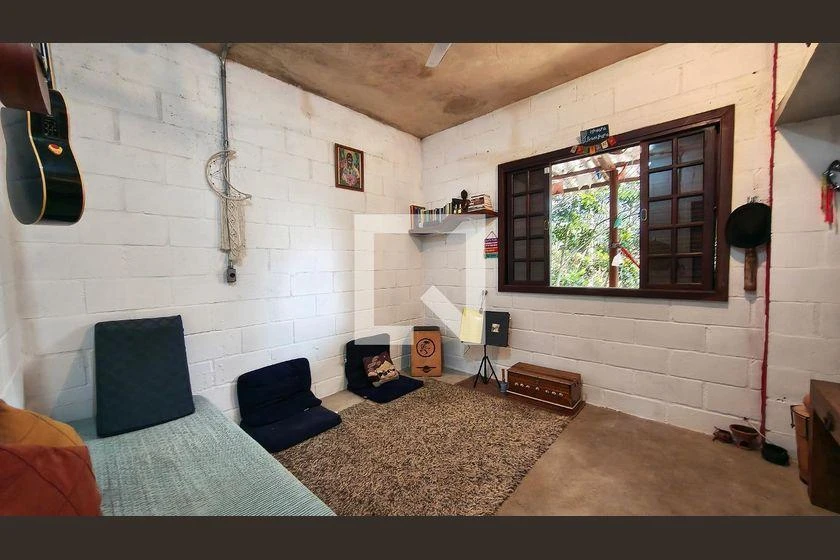 Casa mobiliada com cozinha americana, 3 quartos e jardim — photo 26