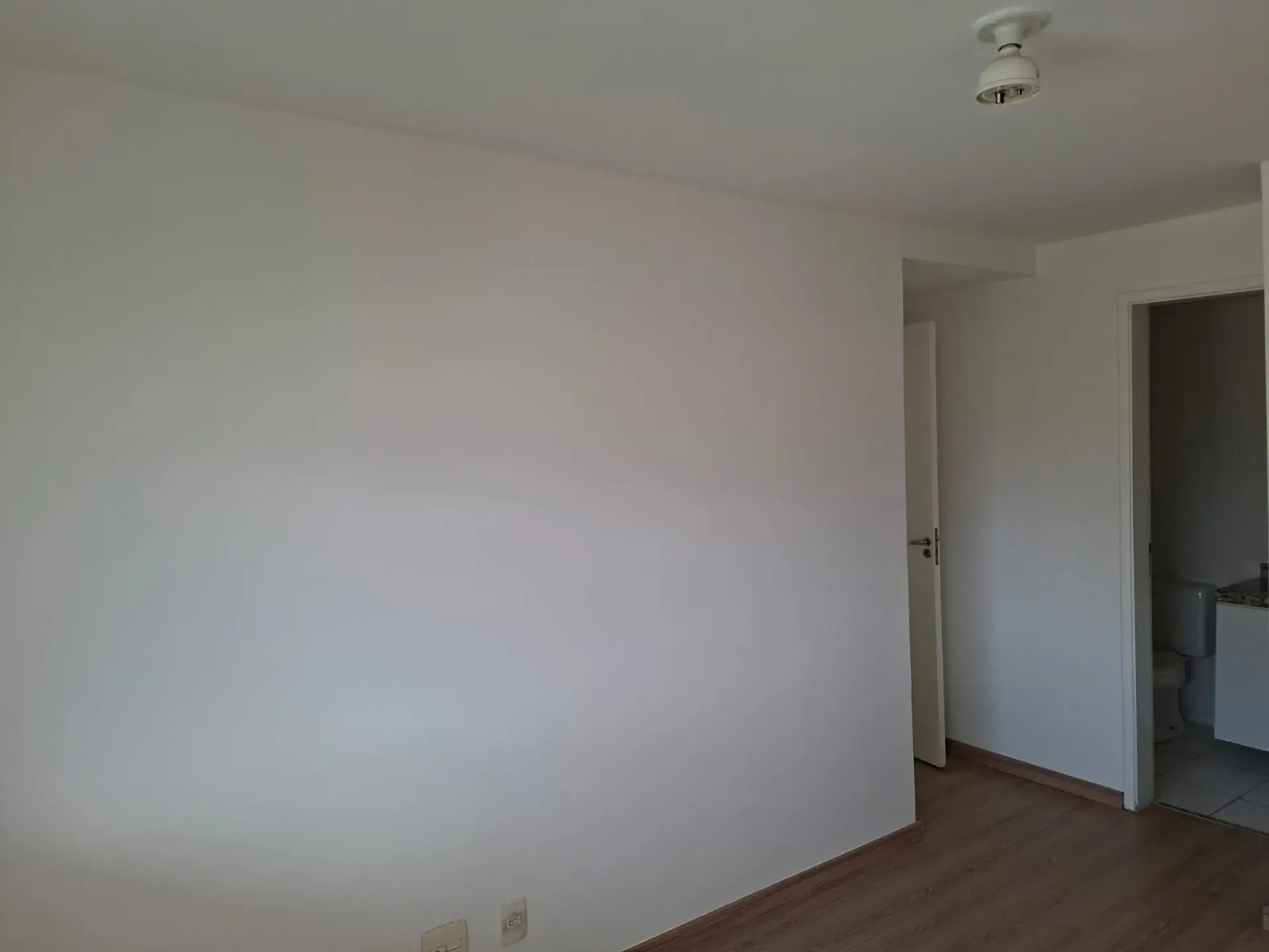 Apartamento sem mobília com 3 quartos e varanda — photo 24