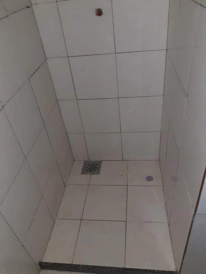 Casa com 2 quartos e tanque na área de serviço — photo 4