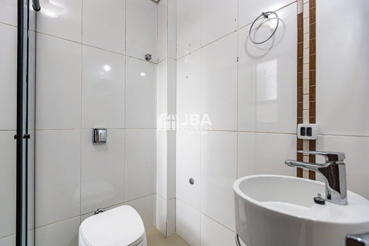 Apartment, 74 m², with wood or laminate floors — photo 5
