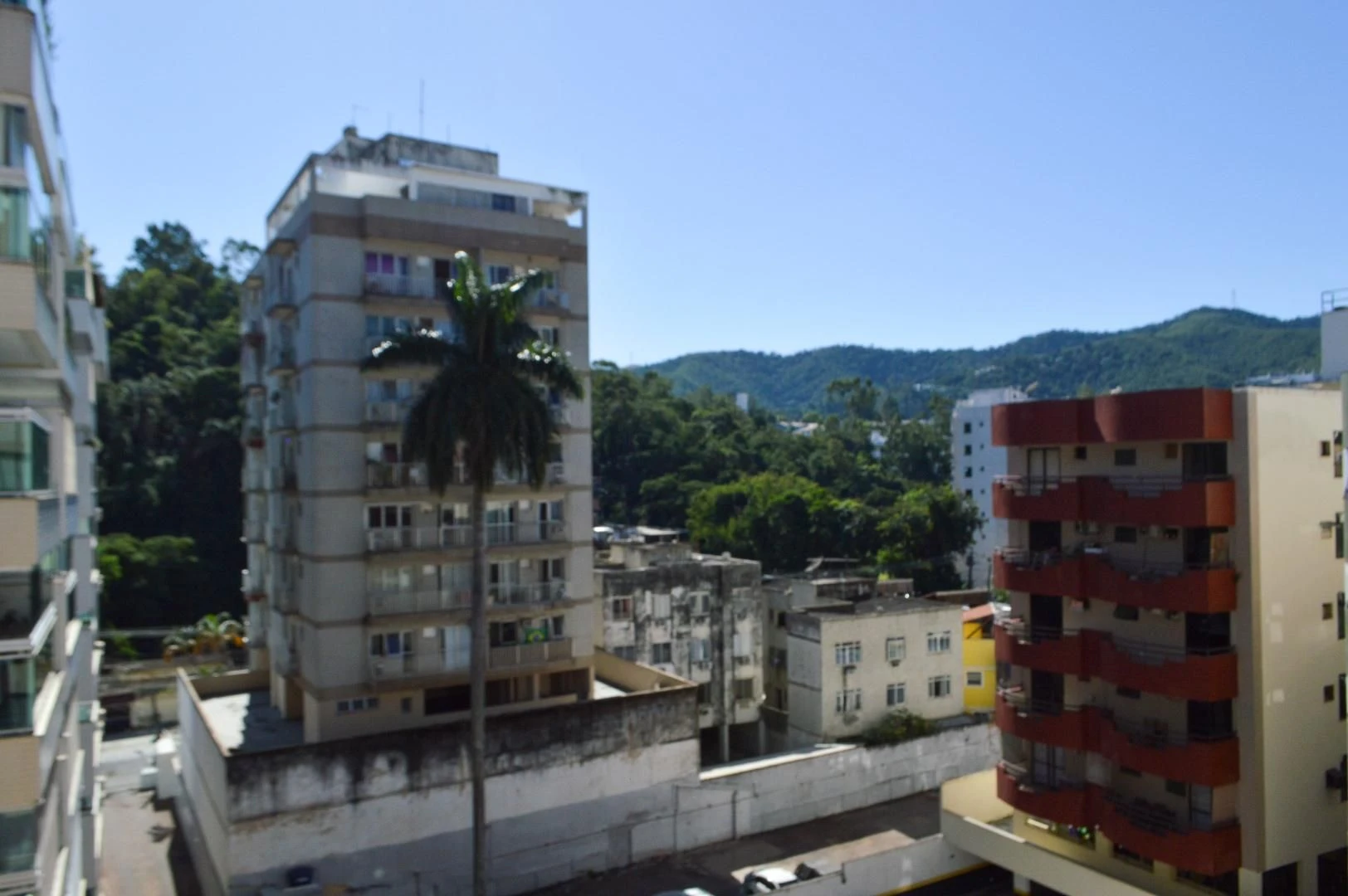 Furnished apartment with 3 bedrooms and 1 parking spot — photo 39
