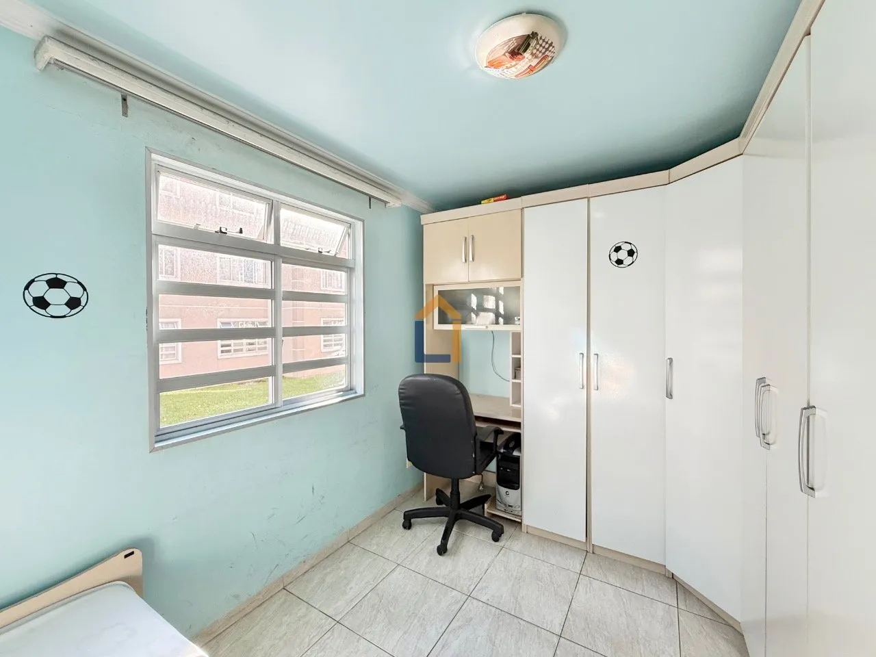 3-bedroom apartment with a washing machine in Curitiba — photo 8