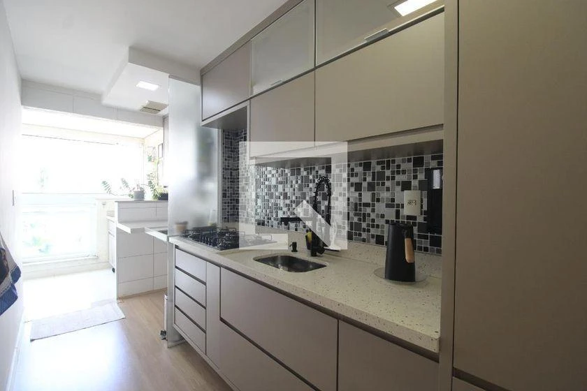 Home office in a 2-bedroom apartment, 74 m² — photo 8