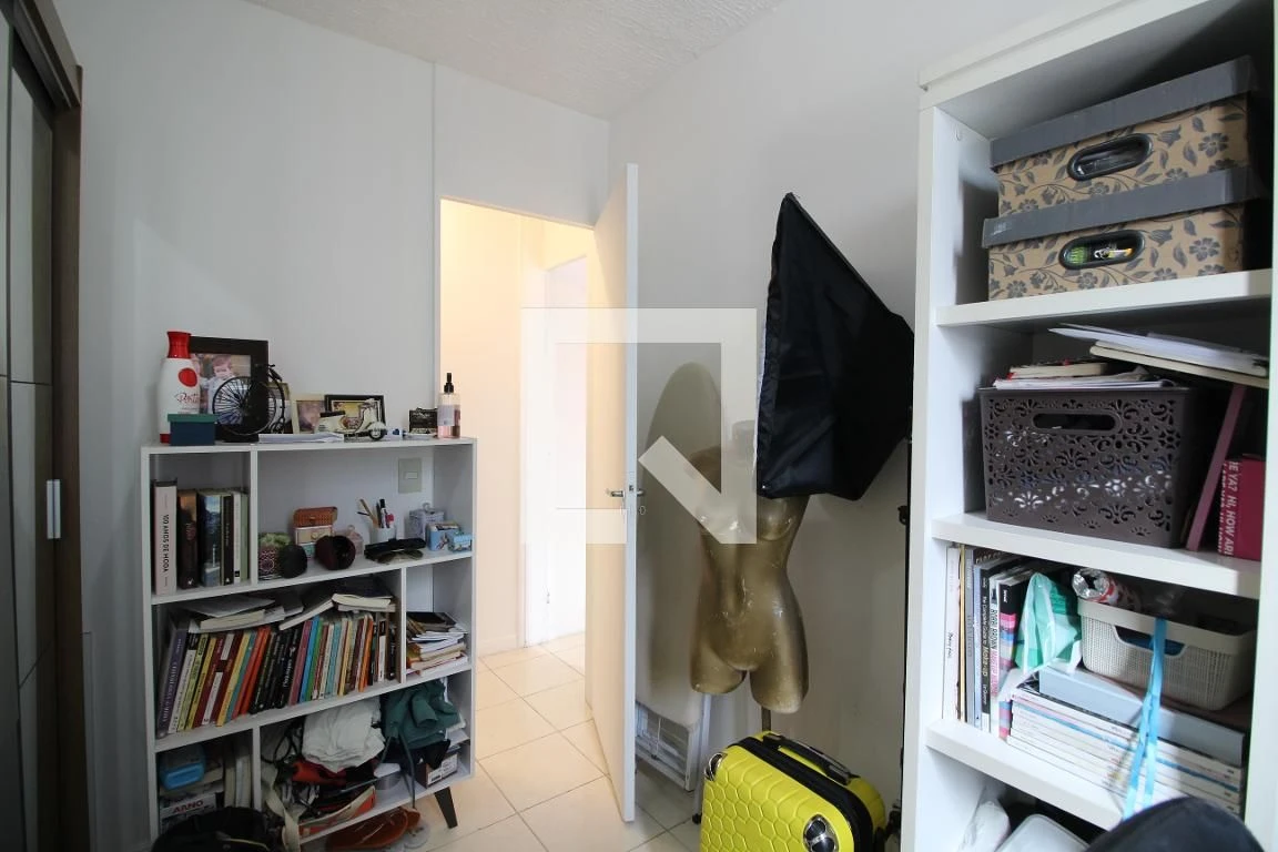 Furnished apartment with open-plan kitchen and 2 bedrooms — photo 25