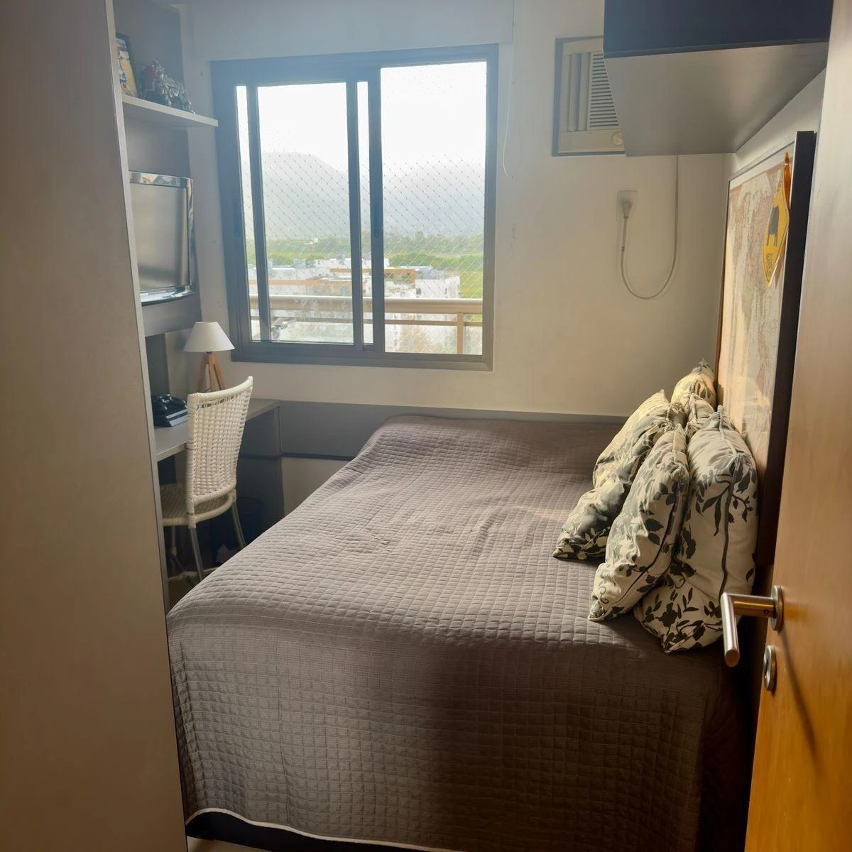 Furnished 213 m² duplex penthouse with 4 bedrooms and 3 parking — photo 17