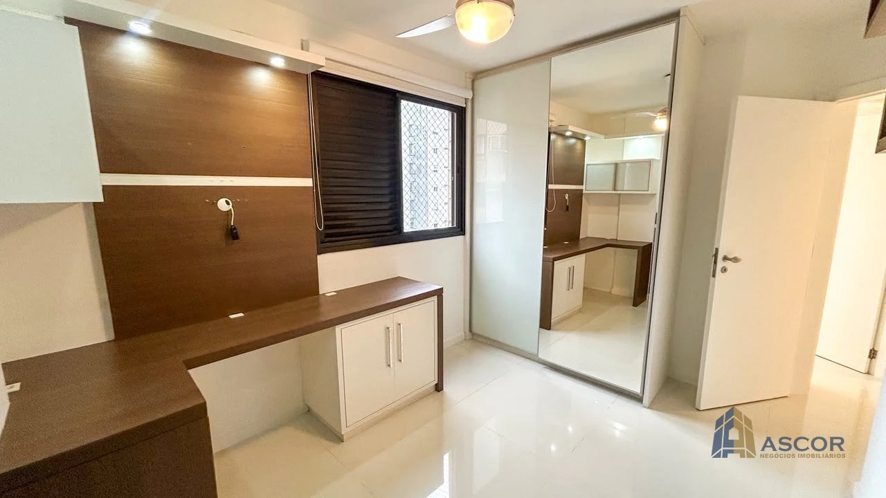 3-bedroom apartment with a bathtub in Florianópolis — photo 22