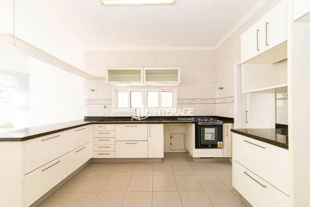 House, 270 m², with a bathtub — photo 10