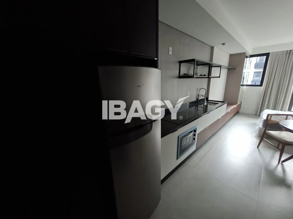 Furnished studio with a glass-enclosed balcony — photo 40