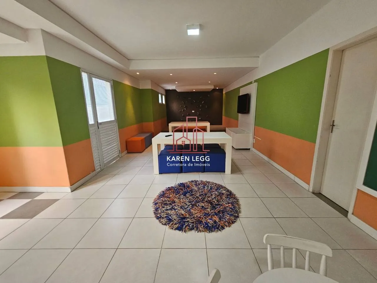 Apartment on the 2nd floor with a glass-enclosed balcony — photo 29