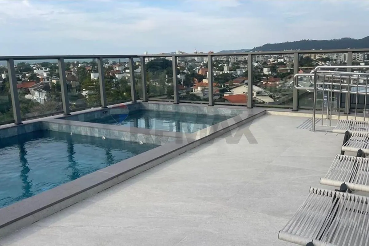 4 quartos e janelas do piso ao teto: apartamento de 235 m² — photo 26