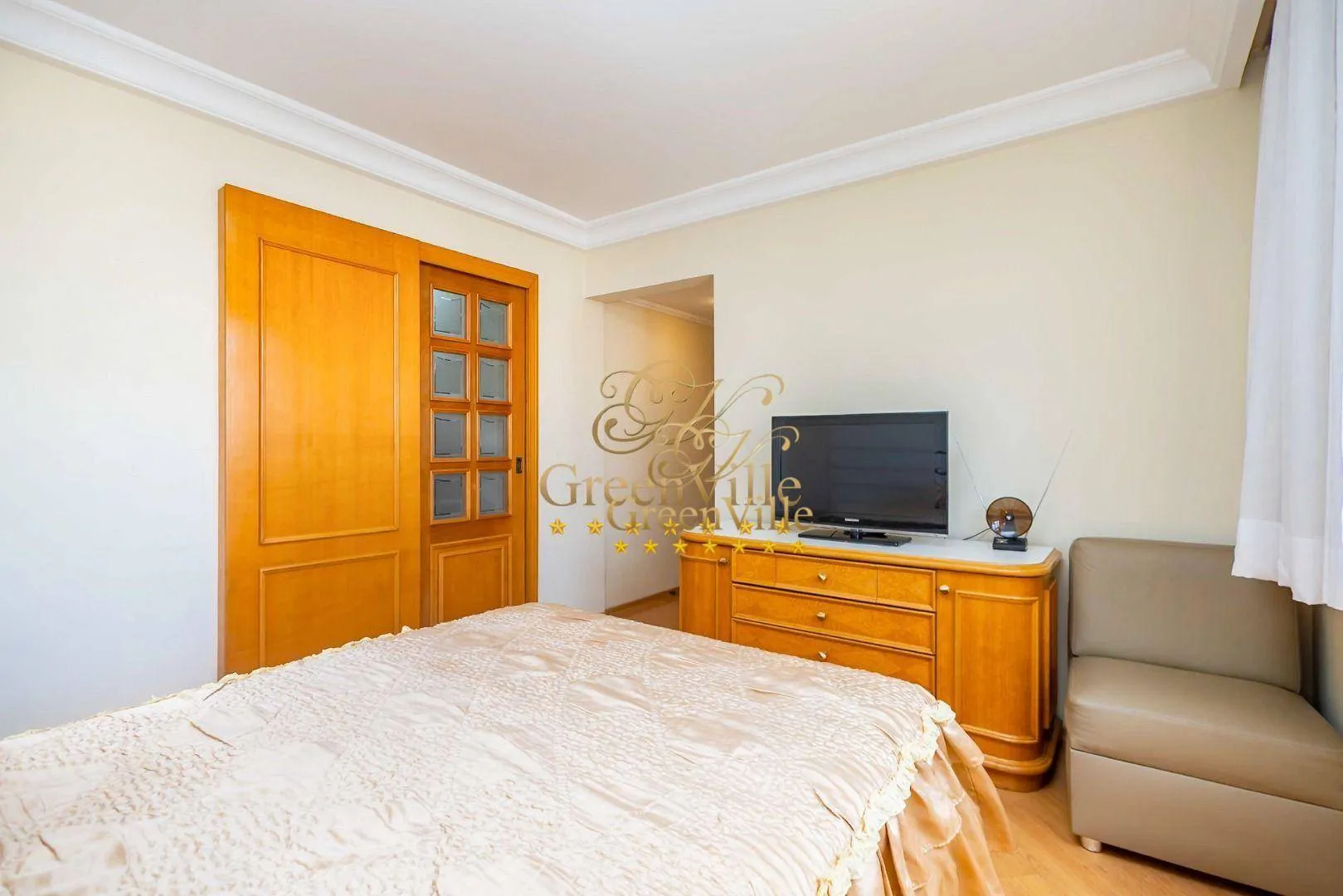 264 m² apartment with 4 bedrooms and 2 suites — photo 29