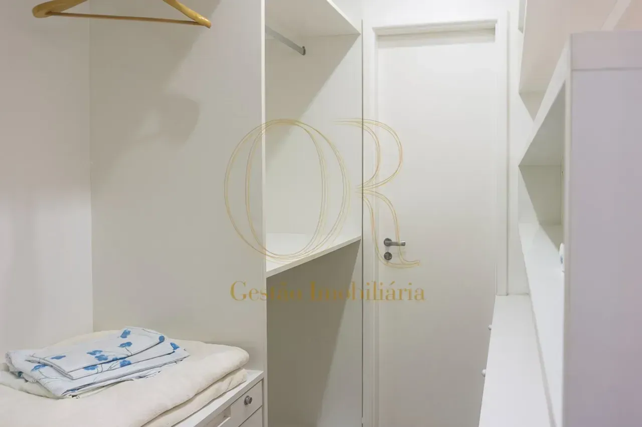 Apartment with 4 bedrooms and a closed gas kitchen — photo 18