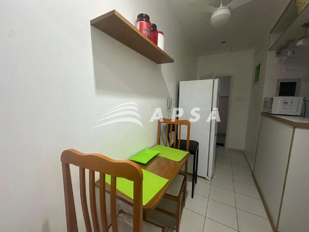 Furnished 1-bedroom apartment with 40 m² and glass shower — photo 16