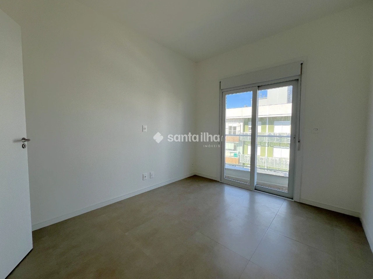 Квартира 170 м² з видом на воду та балконом із грилем — photo 20