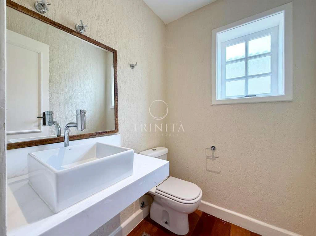 Casa mobiliada com 4 quartos e 6 banheiros 660 m² — photo 26