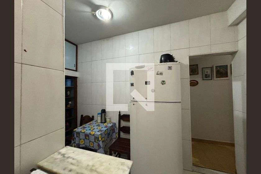 130 m² furnished apartment with 4 bedrooms and 2 baths — photo 30