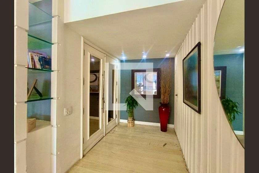 Apartamento de 4 quartos com cozinha integrada e 280 m² — photo 27