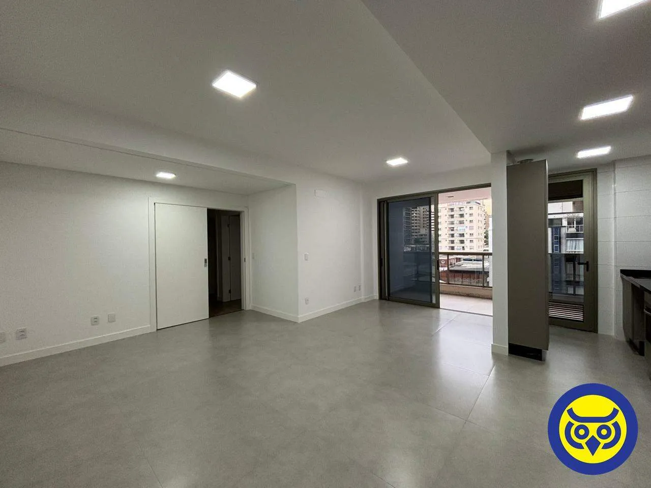 Apartamento de 3 dormitórios com cozinha em conceito aberto — photo 6