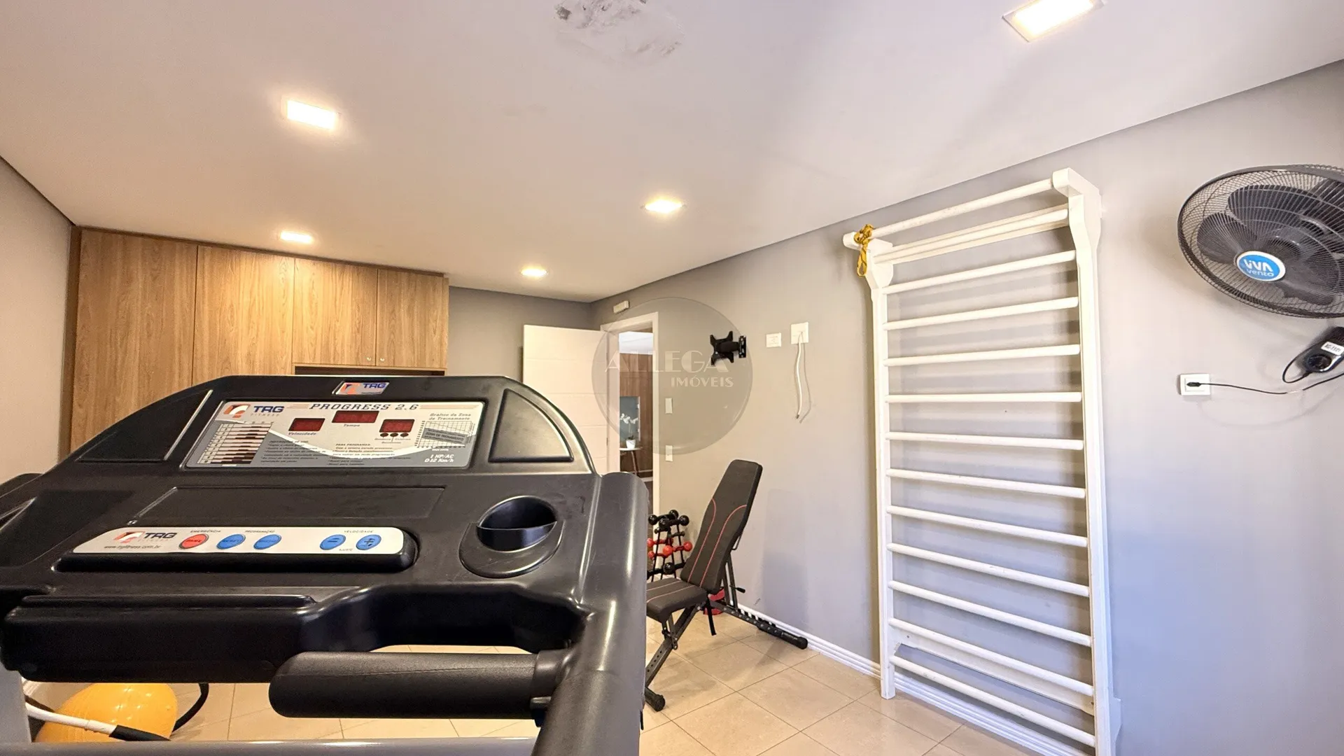 Apartamento semi mobiliado com varanda e churrasqueira — photo 50
