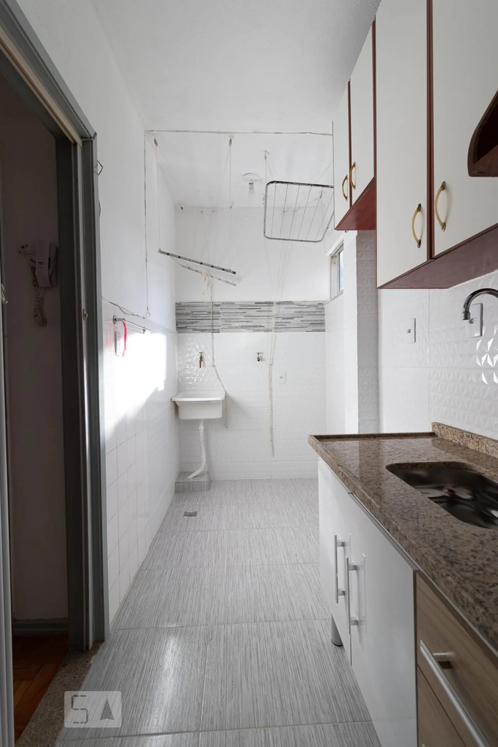 1 quarto e piso de madeira ou laminado: apartamento de 60 m² — photo 19