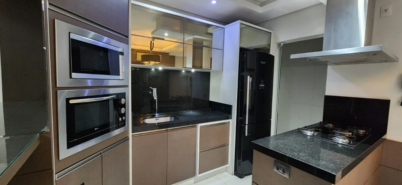Apartamento mobiliado de 3 dormitórios com sacada envidraçada — photo 9