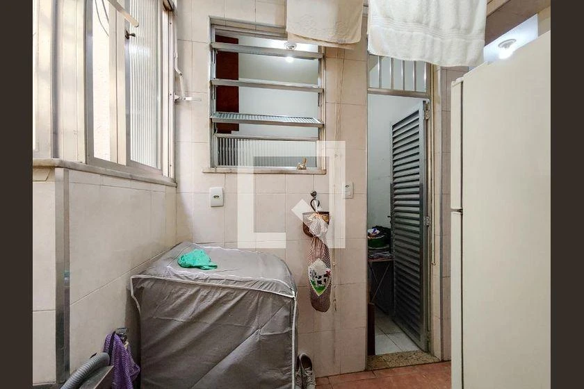 Furnished apartment, 70 m², with a walk-in closet — photo 25
