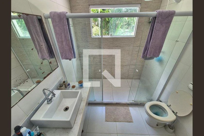 Furnished house with 3 en-suite bedrooms and shared BBQ — photo 33