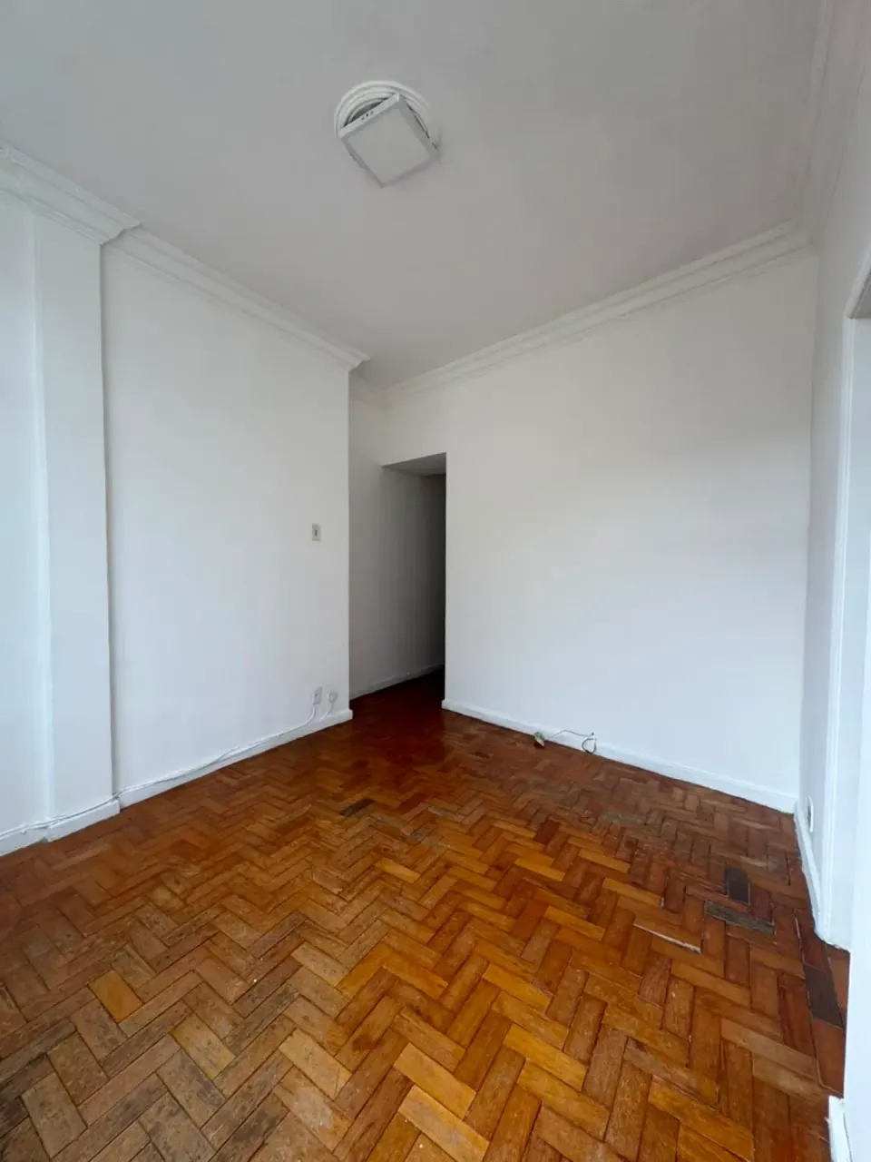 1-bedroom apartment 40 m² with a separate kitchen — photo 9