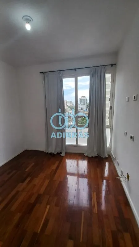 Apartamento com piso de madeira ou laminado, Tijuca — photo 21