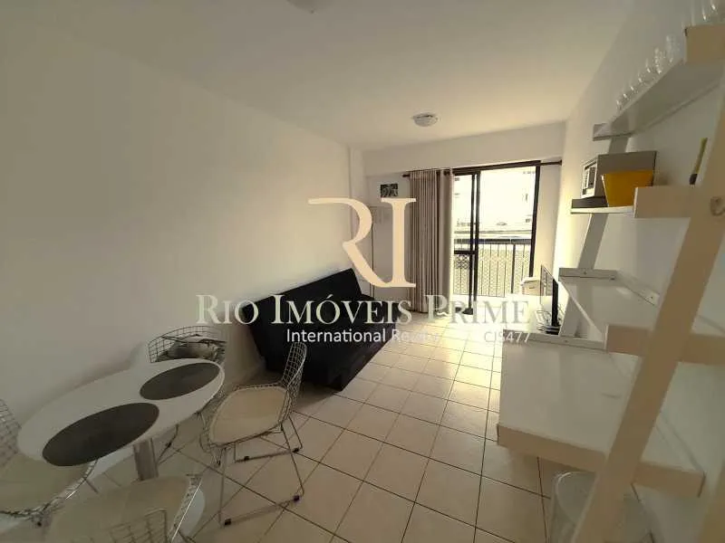 Furnished 1-bedroom apartment with parking and balcony