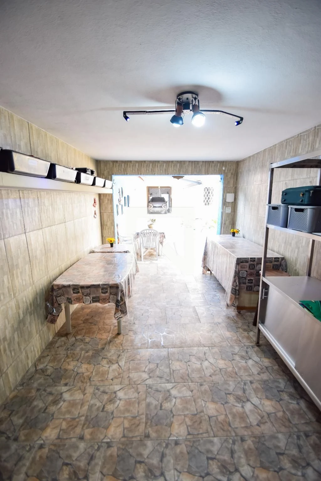 Casa mobiliada com 6 quartos e 3 suítes com jardim e BBQ — photo 37