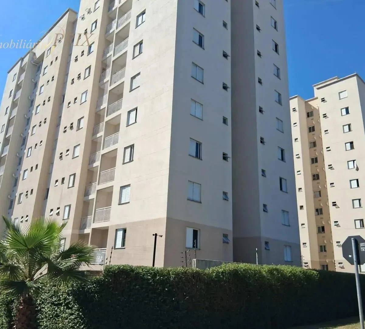 3-bedroom apartment with a glass-enclosed balcony — photo 26