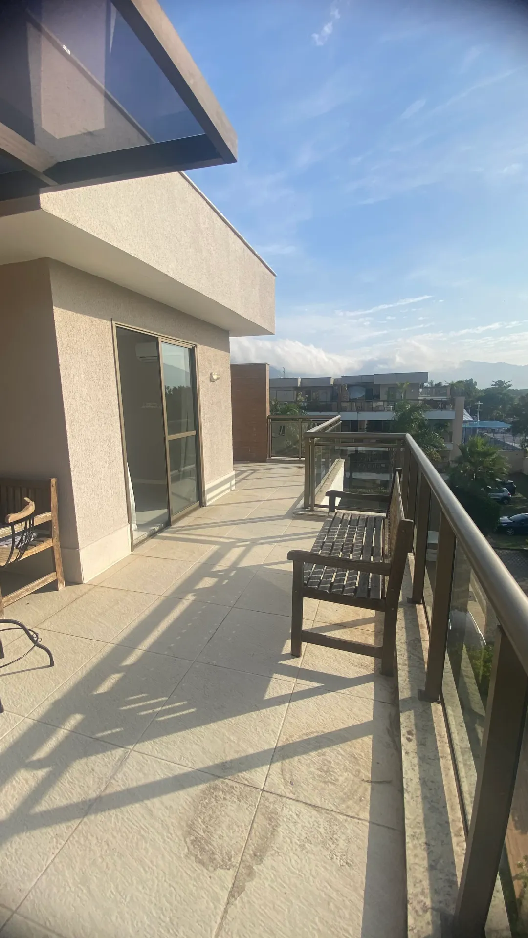 Mountain view in a 4-bedroom apartment, 142 m² — photo 3