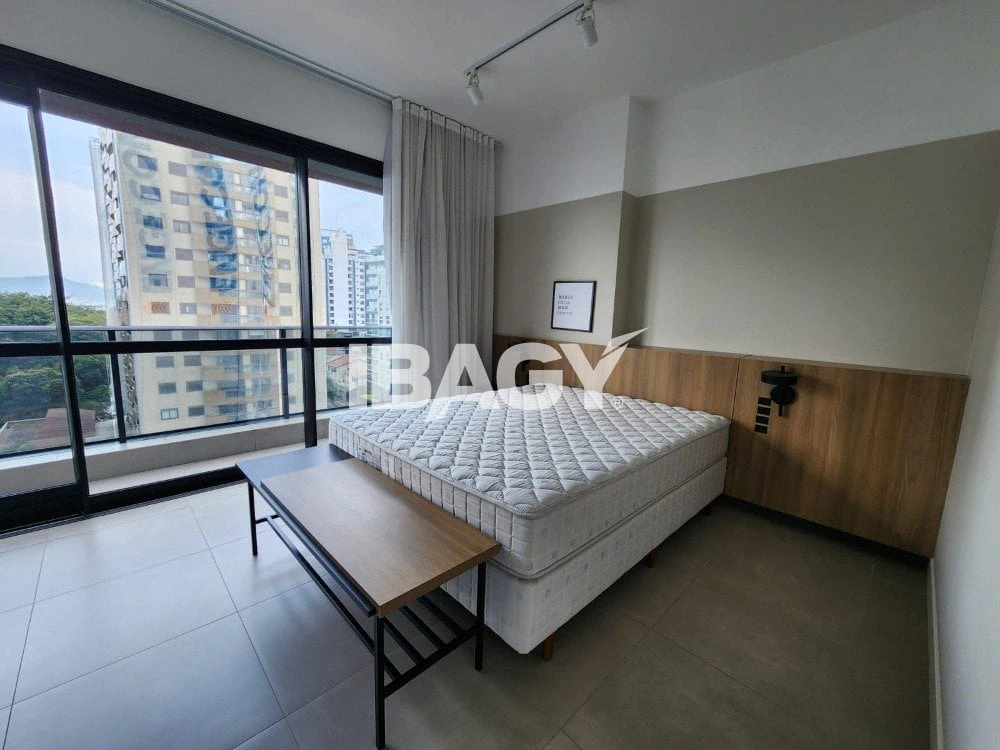 Studio mobiliado com cozinha americana e 64 m² — photo 2