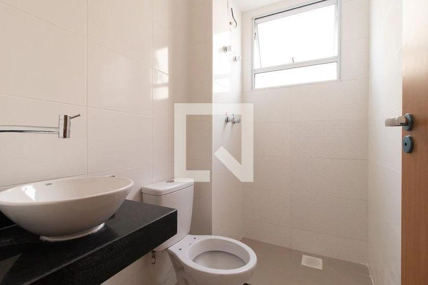 Apartamento de 2 quartos em condomínio com piscina — photo 7
