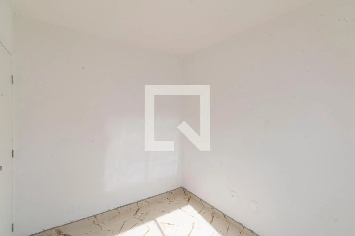 Apartamento com 2 quartos e área de serviço com tanque — photo 34