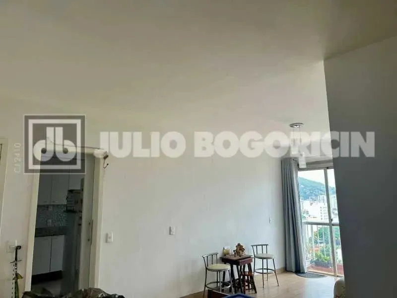 3-bedroom, 3-bath apartment with 2 parking spaces — photo 17