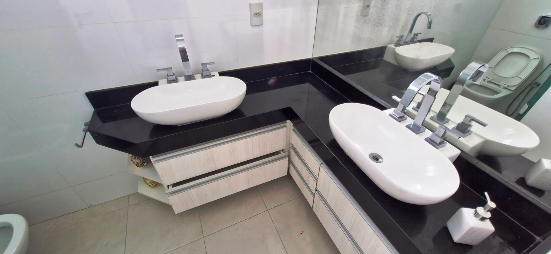 Casa mobiliada com 3 dormitórios e 526 m² — photo 31