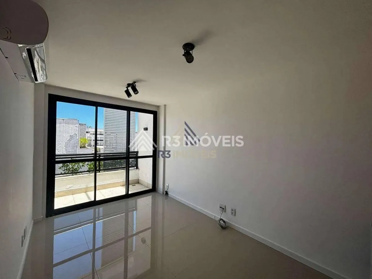 Duplex penthouse with 4 bedrooms and built-in closets — photo 27