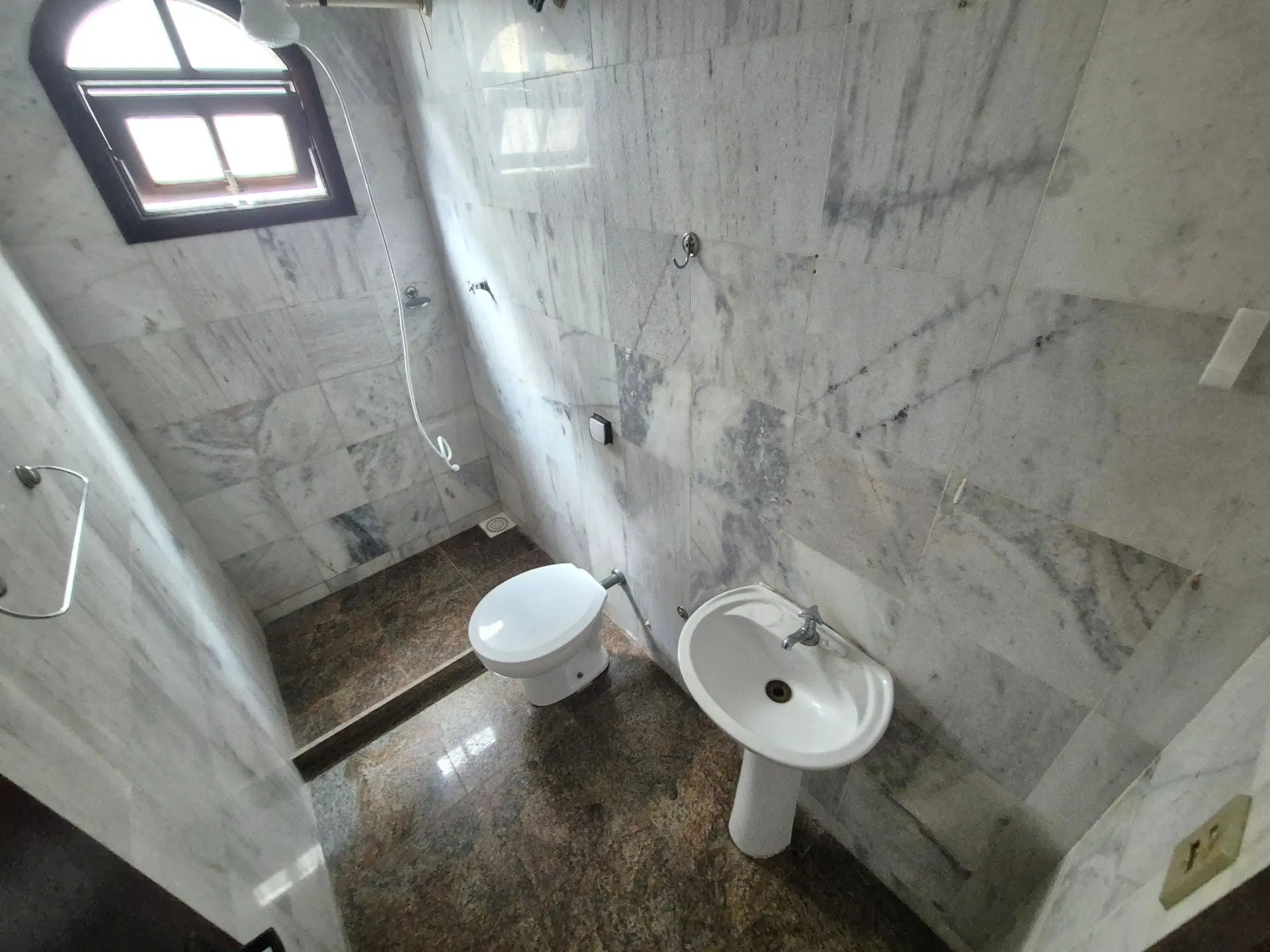 Дом 100 м² с рабочим местом и садом — photo 44