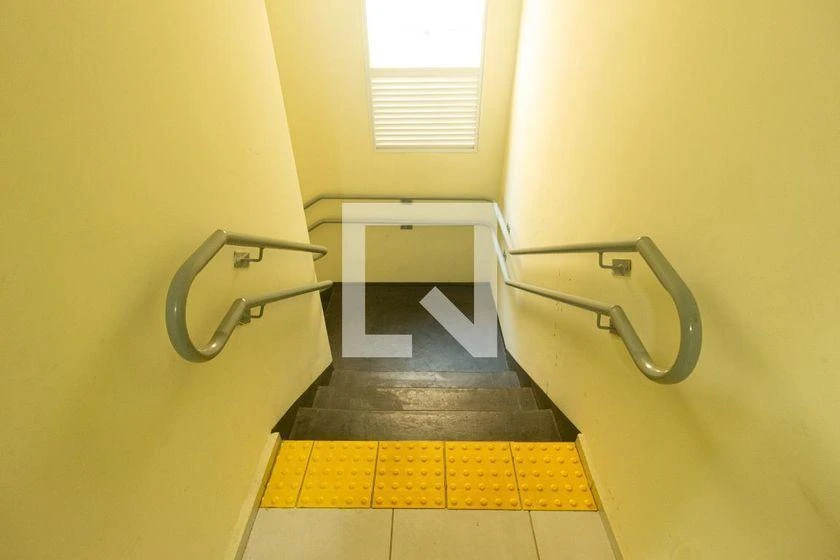 Furnished apartment, 40 m², with a washing machine — photo 32