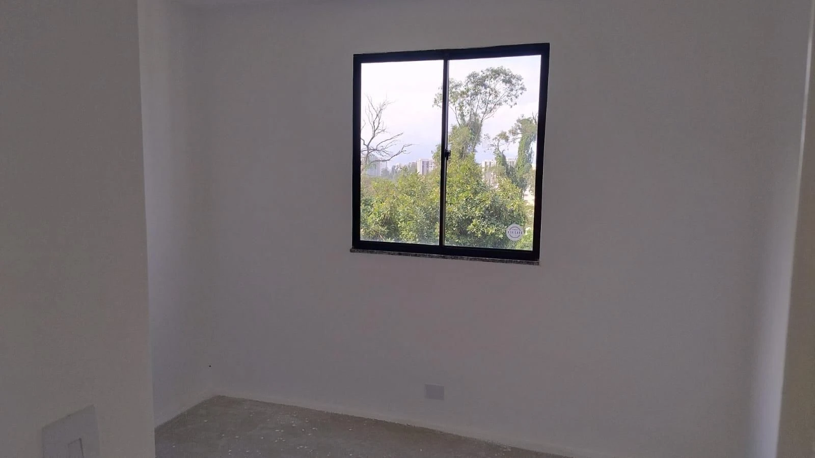 2-bedroom apartment with 1 bathroom and no parking — photo 21